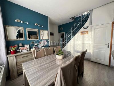 Maison - 111 m² - 5 pièces