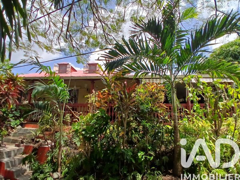 Maison - 194 m² - 9 pièces