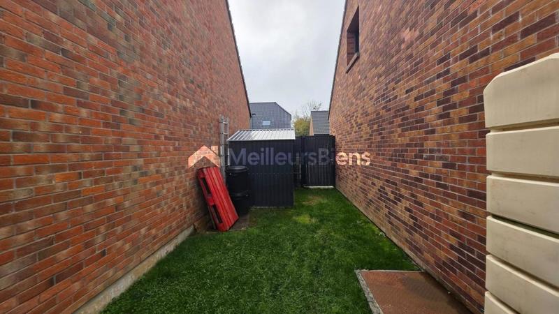 Maison - 96 m² - 4 pièces