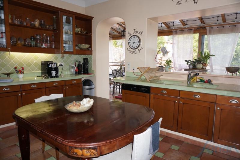 Appartement - 270 m² - 8 pièces