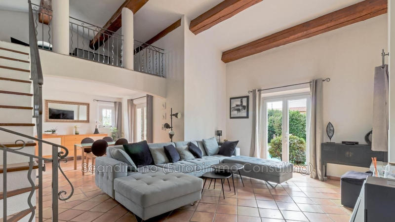 Maison - 162 m² - 7 pièces