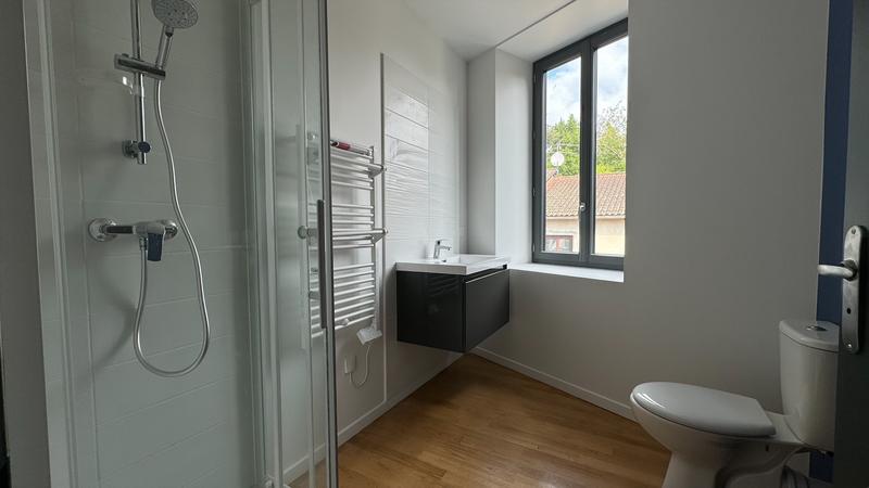 Maison - 92 m² - 5 pièces