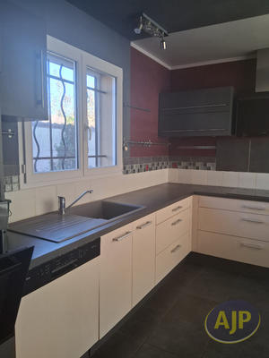 Maison - 114 m² - 6 pièces