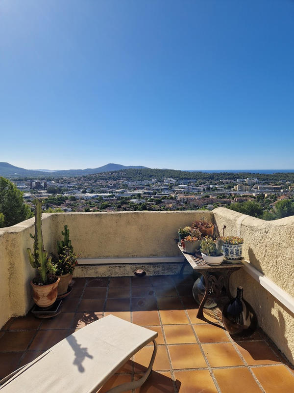 Maison - 176 m² - 6 pièces