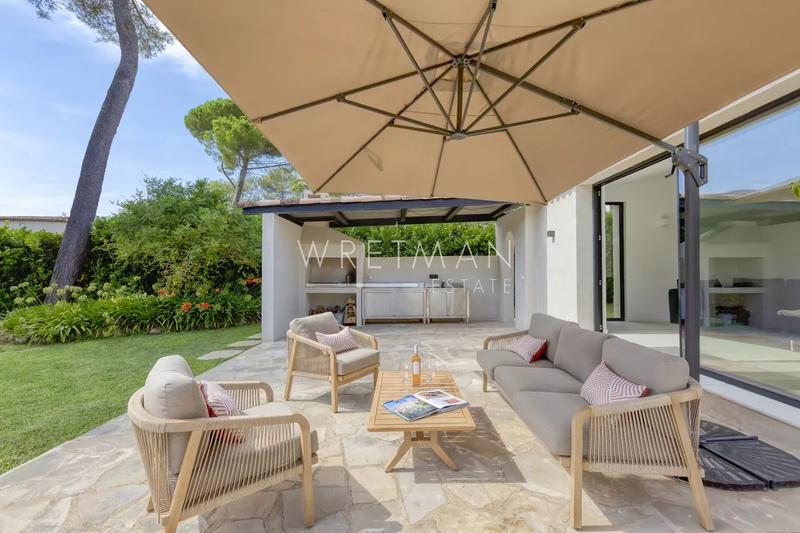 Villa - 220 m² - 6 pièces