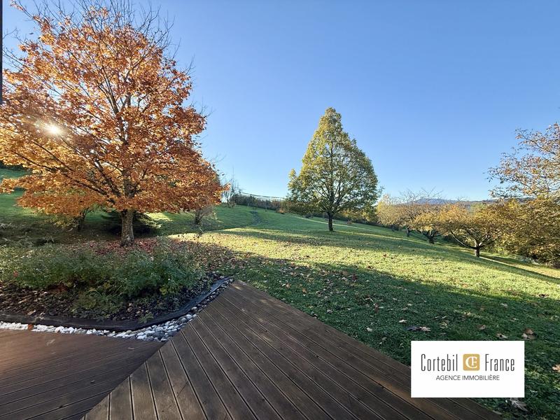 Villa - 214 m² - 7 pièces