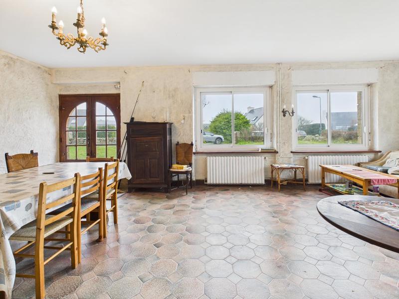 Maison - 167 m² - 6 pièces