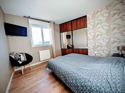 Maison - 111 m² - 5 pièces