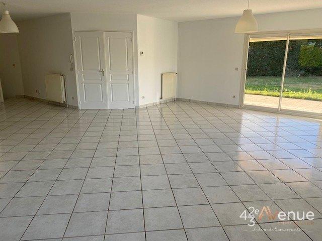 Maison - 122 m² - 5 pièces