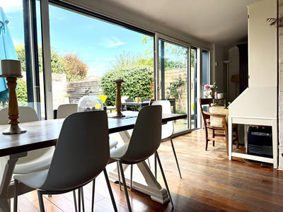 Maison - 102 m² - 4 pièces