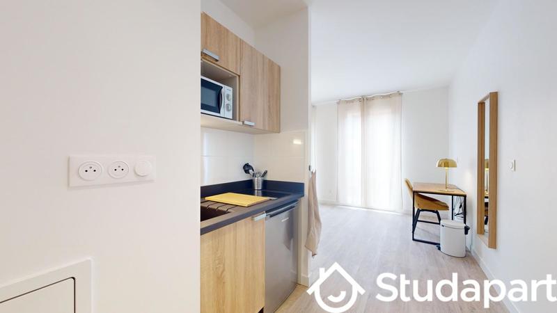 Chambre - 28 m² - 1 pièce