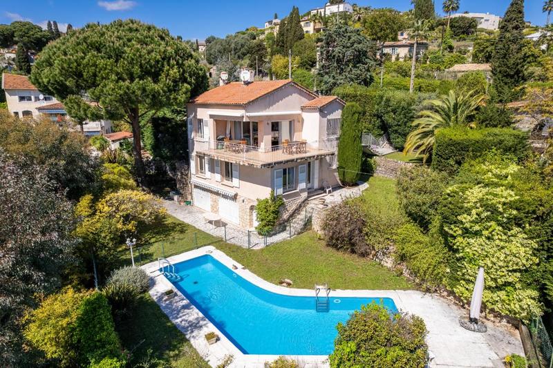 Maison - 153 m² - 6 pièces