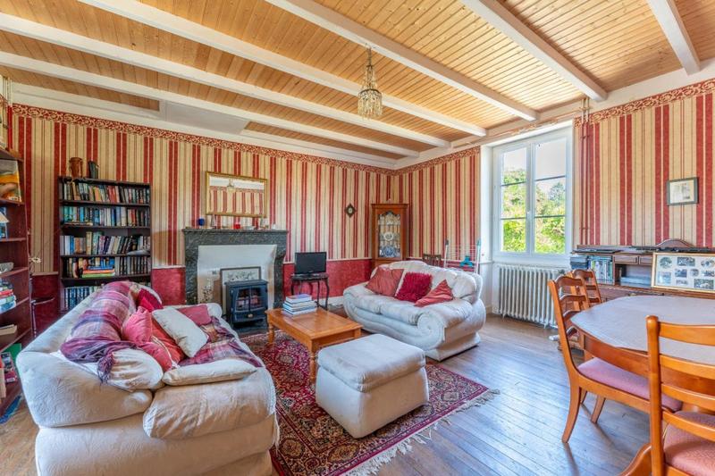 Maison de campagne - 209 m² - 8 pièces