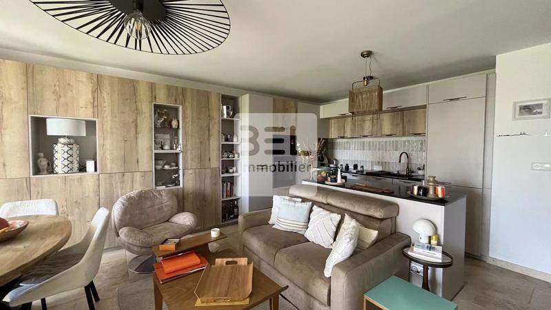 Appartement - 55 m² - 2 pièces