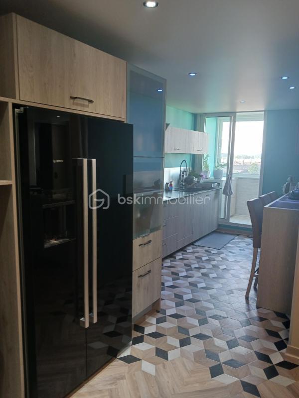 Appartement - 88 m² - 5 pièces