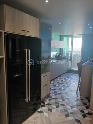 Appartement - 88 m² - 5 pièces