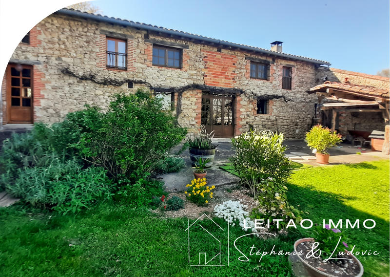 Ferme - 370 m² - 10 pièces