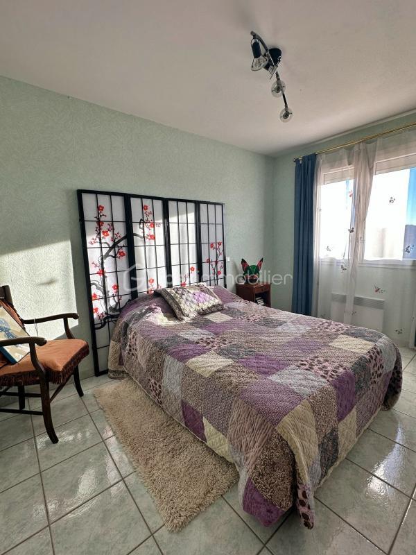 Maison traditionnelle - 150 m² - 6 pièces