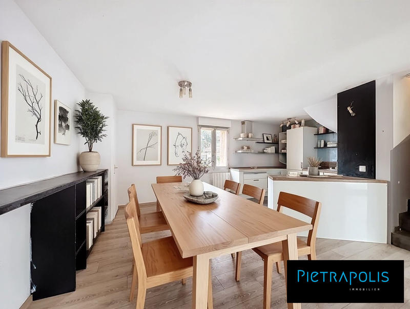 Maison - 86 m² - 4 pièces