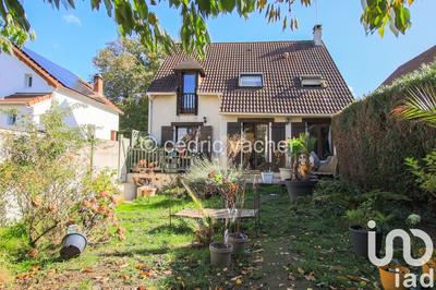 Maison - 136 m² - 5 pièces