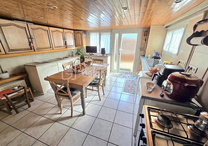 Maison de ville - 104 m² - 5 pièces