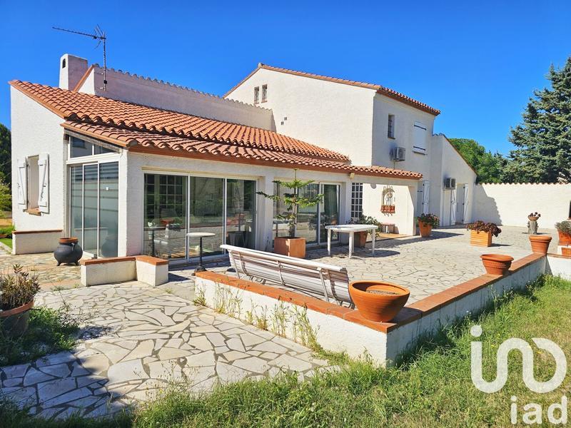 Maison - 260 m² - 8 pièces