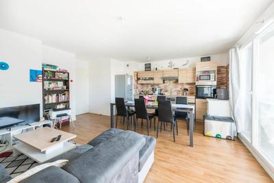 Appartement - 74 m² - 4 pièces