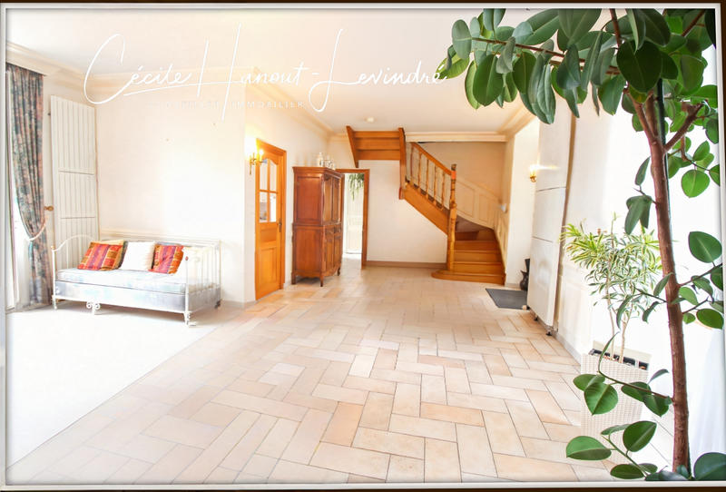 Maison - 174 m² - 8 pièces