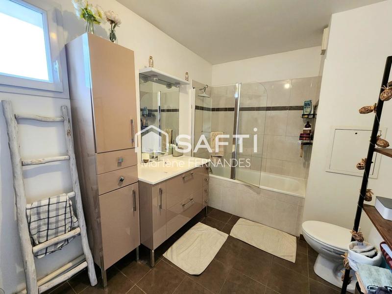 Maison - 85 m² - 4 pièces