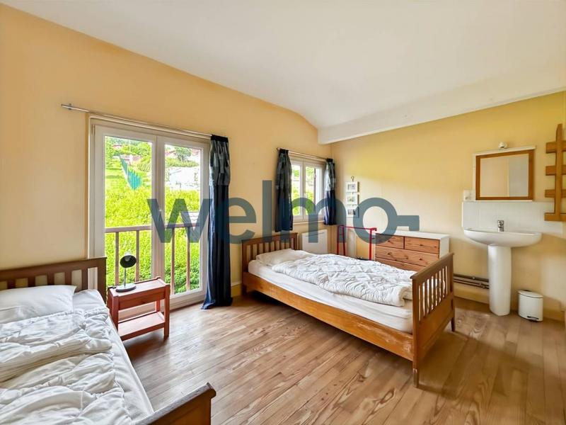 Maison - 140 m² - 7 pièces