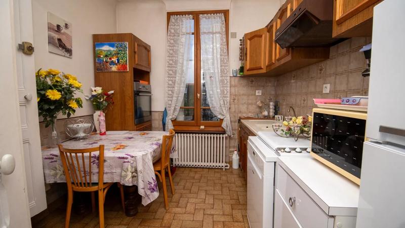 Maison - 85 m² - 5 pièces