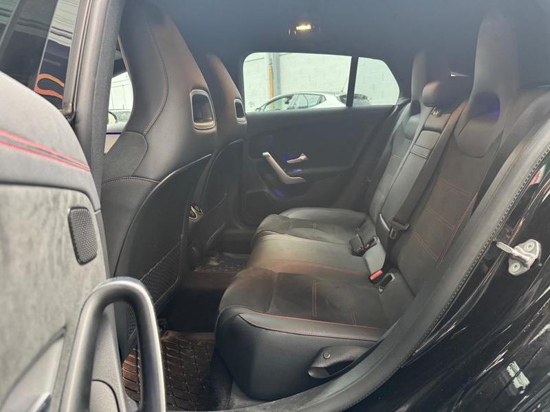 Mercedes Classe Cla Shooting Brake 200d 150 Amg Line 8g-Dct - Burmester / Pack Led Carplay