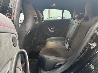 Mercedes Classe Cla Shooting Brake 200d 150 Amg Line 8g-Dct - Burmester / Pack Led Carplay