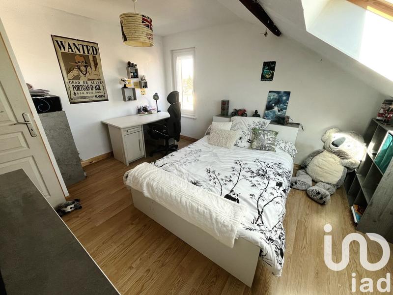 Maison - 99 m² - 6 pièces