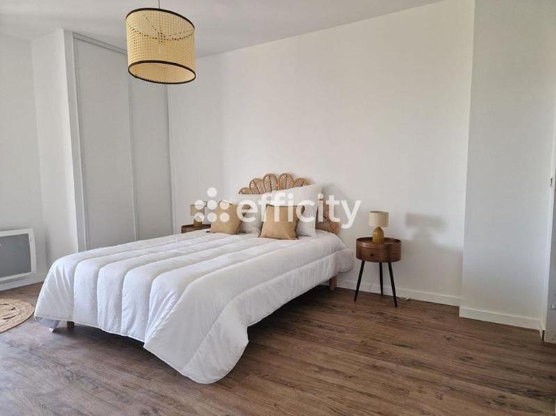 Appartement - 93 m² - 4 pièces