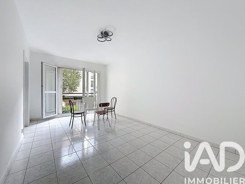 Appartement - 70 m² - 4 pièces