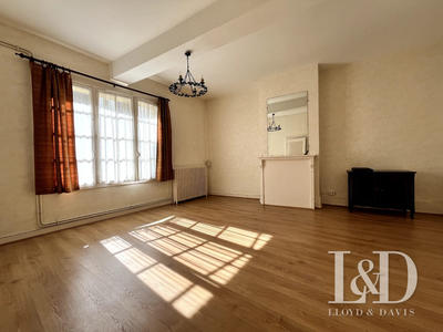 Maison ancienne - 199 m² - 7 pièces