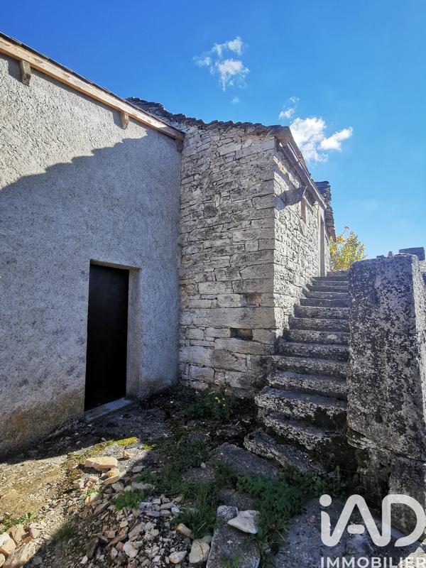 Ferme - 200 m² - 2 pièces