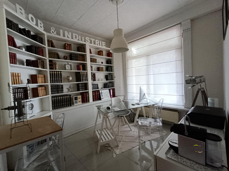 Maison - 182 m² - 7 pièces