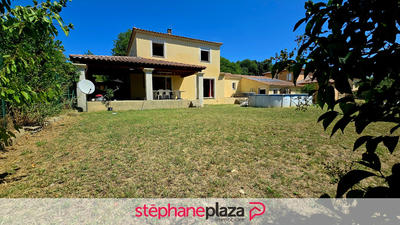 Maison - 157 m² - 6 pièces