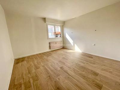 Appartement - 101 m² - 5 pièces