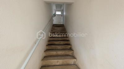 Demeure - 169 m² - 6 pièces