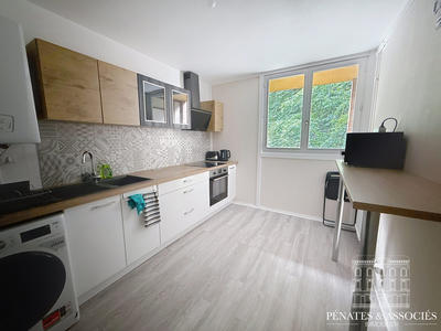 Appartement - 77 m² - 4 pièces