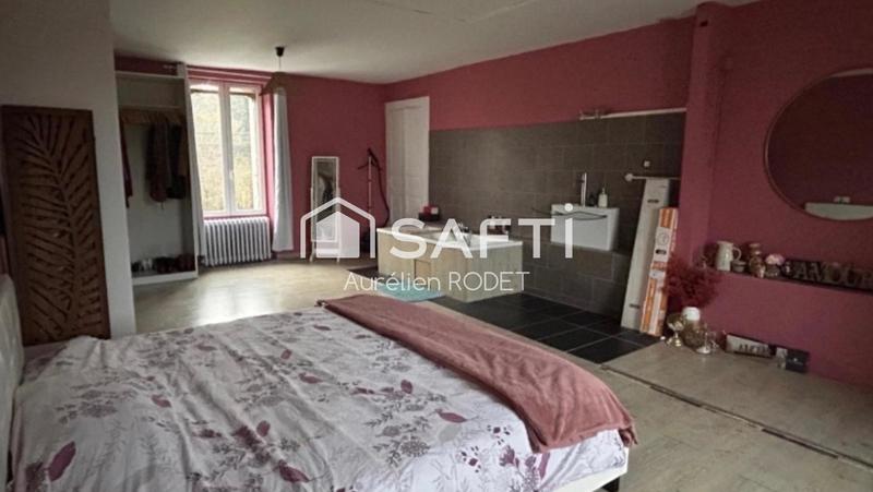 Maison - 246 m² - 6 pièces