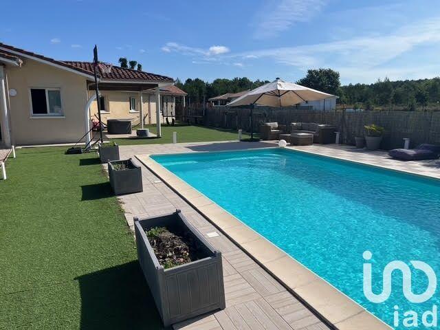 Maison - 163 m² - 6 pièces