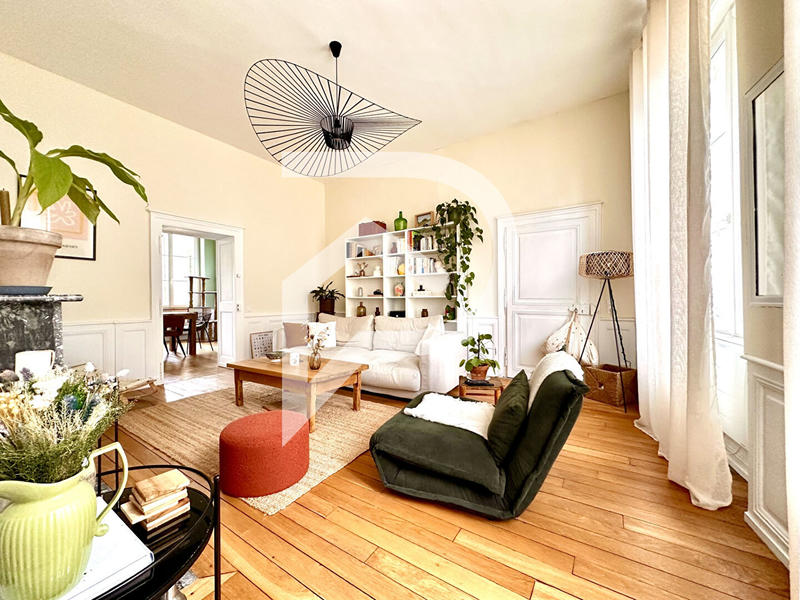 Appartement - 168 m² - 6 pièces