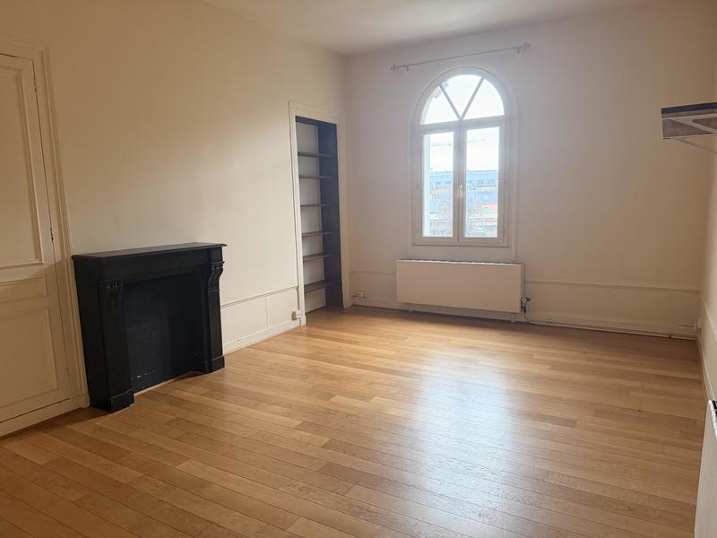 Appartement - 75 m² - 3 pièces