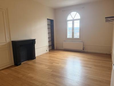 Appartement - 75 m² - 3 pièces