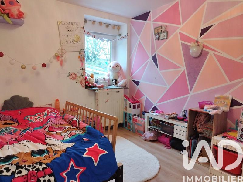 Maison - 214 m² - 9 pièces