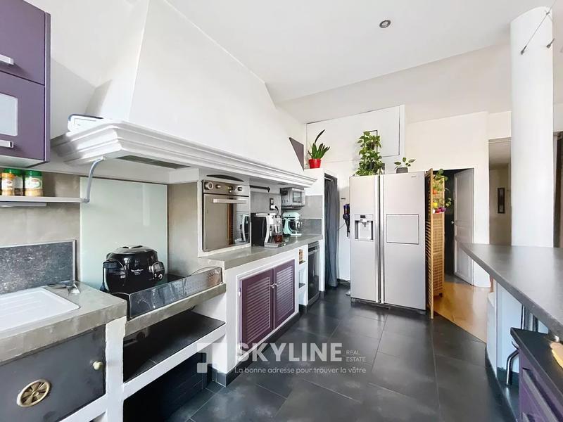 Appartement - 82 m² - 4 pièces